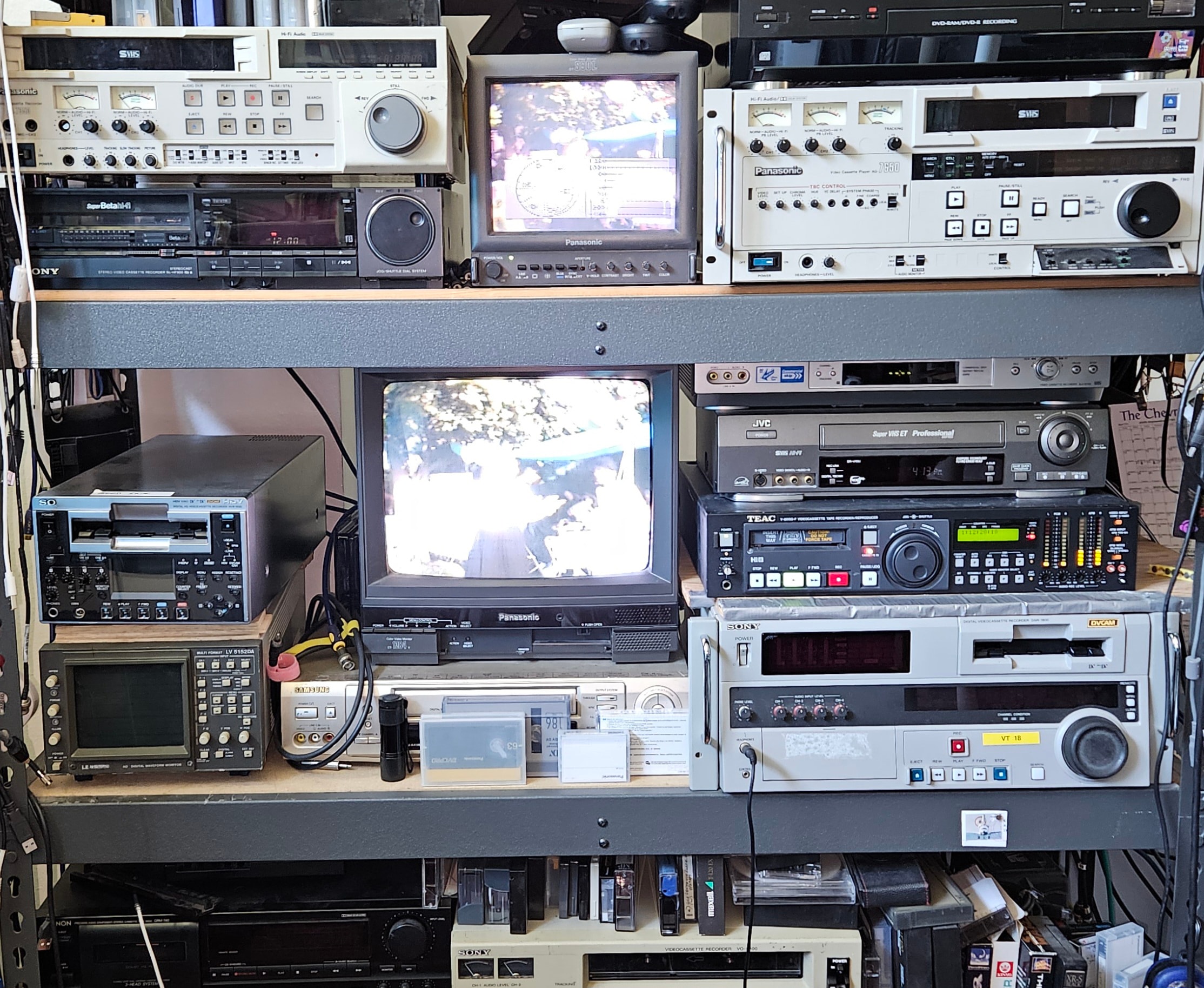 Audio and video archiving equipment